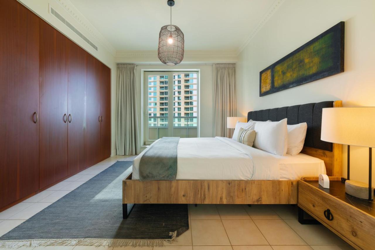 Maison Privee - Stunning Waterfront Apt With Marina View Nxt To Beach Dubai Exterior photo